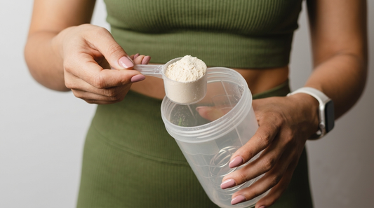 O que muda quando você troca whey por proteína vegetal?